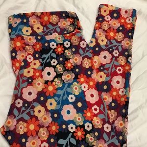 Great LuLaRoe Leggings TC So Soft Great Condition!